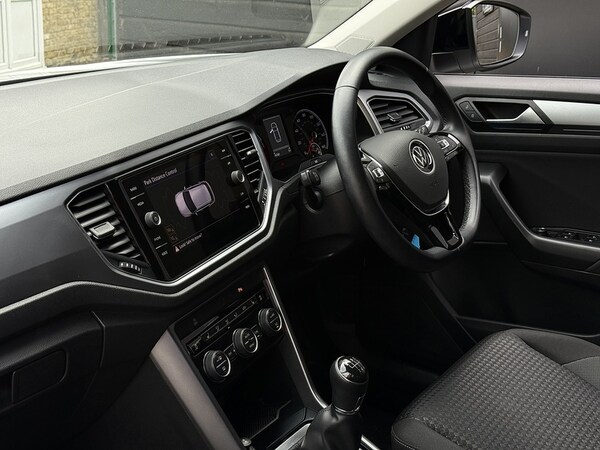 Used Volkswagen T-Roc 2021 for sale - 75440531: Photo 16