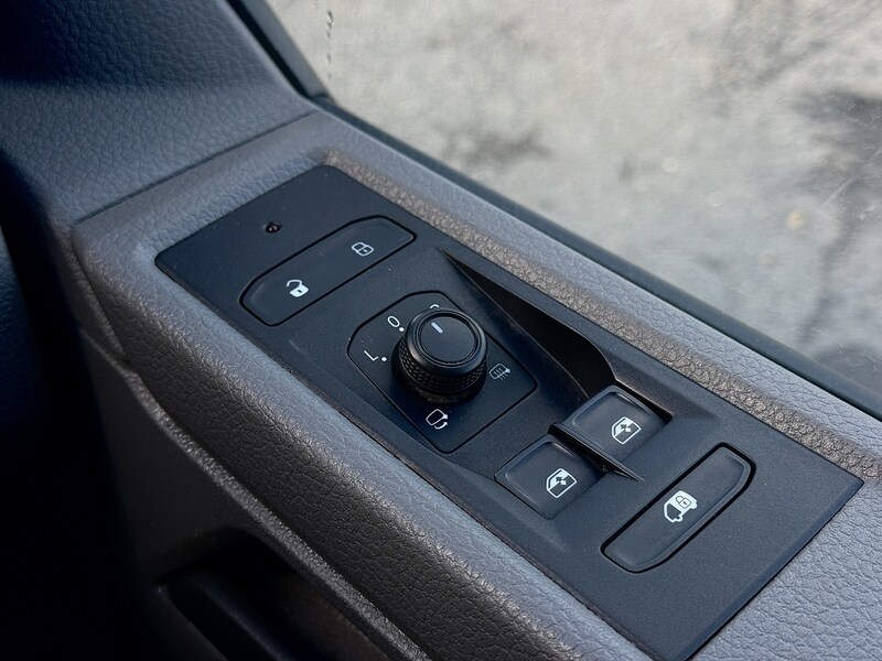 Used Volkswagen Transporter 2023 for sale - 76364444: Photo 15