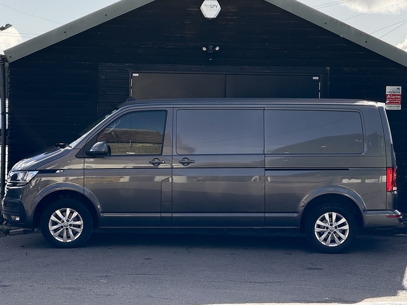 Used Volkswagen Transporter 2023 for sale - 76364444: Photo 2