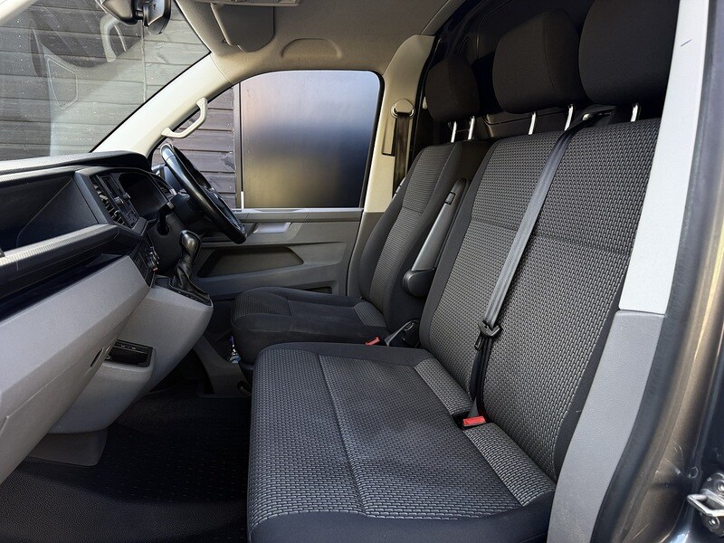 Used Volkswagen Transporter 2023 for sale - 76364444: Photo 5