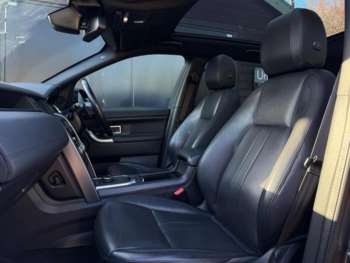 Used Land Rover Discovery Sport 2019 for sale - 74538113: Photo