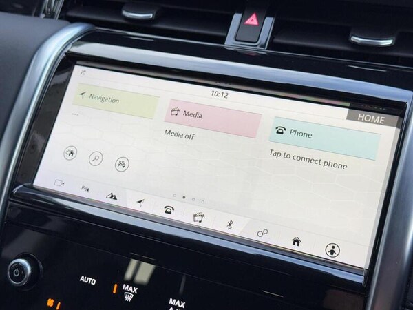 Used Land Rover Discovery Sport 2019 for sale - 74538105: Photo 30
