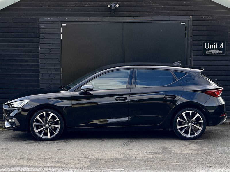 Used SEAT Leon 2021 for sale - 76566298: Photo 2