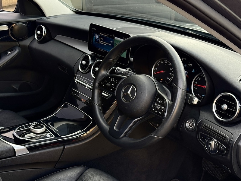 Used Mercedes-Benz C Class 2018 for sale - 76413341: Photo 16