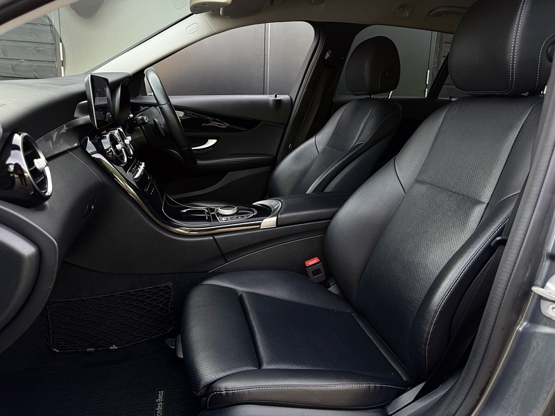 Used Mercedes-Benz C Class 2018 for sale - 76413341: Photo 4