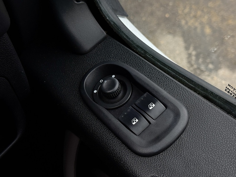 Used Vauxhall Movano 2017 for sale - 76919766: Photo 11