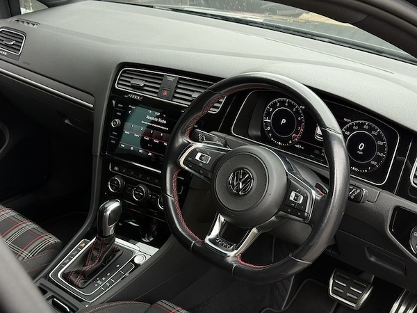 Used Volkswagen Golf 2020 for sale - 75649464: Photo 15