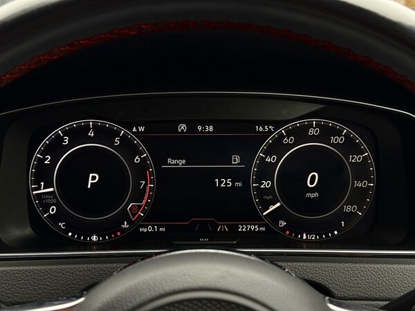 Used Volkswagen Golf 2020 for sale - 75649464: Photo 17