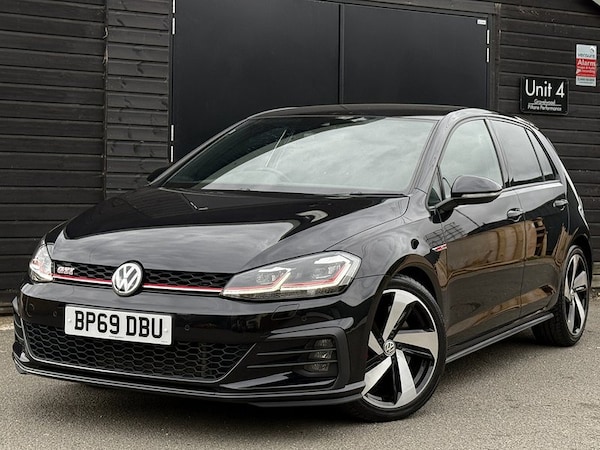 Used Volkswagen Golf 2020 for sale - 75649464: Photo 1