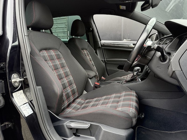 Used Volkswagen Golf 2020 for sale - 75649464: Photo 5