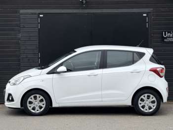 Used Hyundai i10 2015 for sale - 74912620: Photo