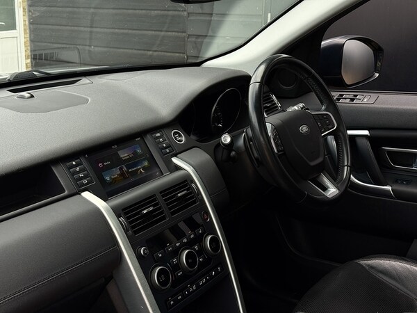 Used Land Rover Discovery Sport 2016 for sale - 75440509: Photo 17