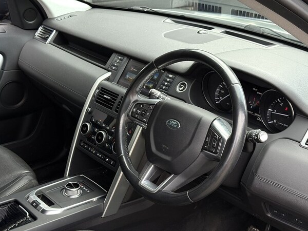 Used Land Rover Discovery Sport 2016 for sale - 75440509: Photo 18