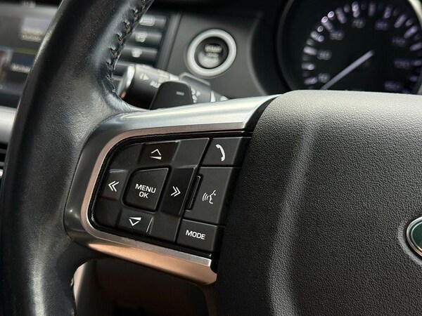Used Land Rover Discovery Sport 2016 for sale - 75440509: Photo 21