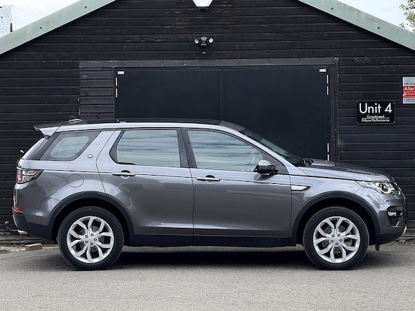 Used Land Rover Discovery Sport 2016 for sale - 75440509: Photo 9