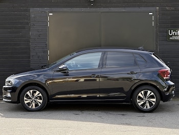 Used Volkswagen Polo 2021 for sale - 76057103: Photo