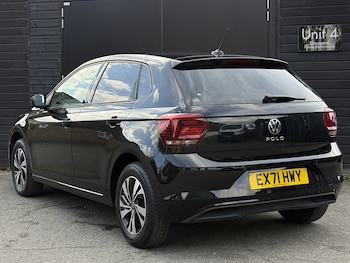 Used Volkswagen Polo 2021 for sale - 76057103: Photo