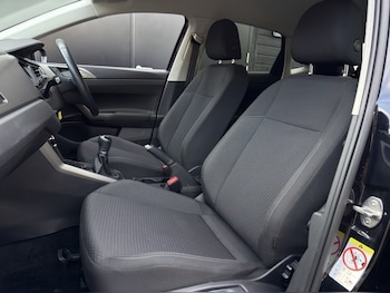 Used Volkswagen Polo 2021 for sale - 76057103: Photo