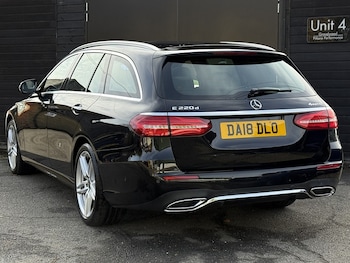 Used Mercedes-Benz E Class 2018 for sale - 76396558: Photo