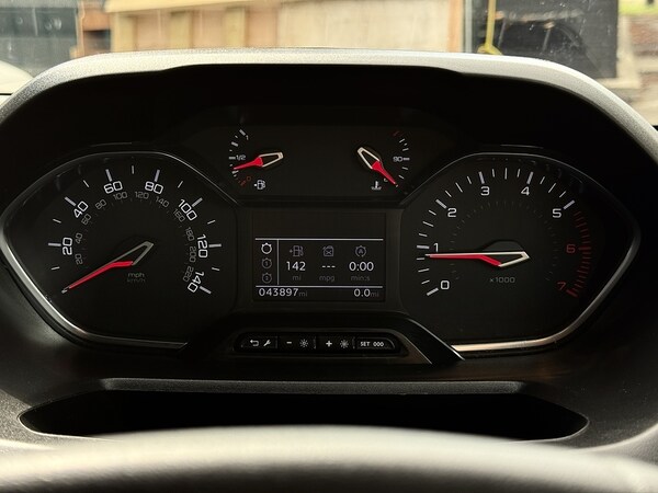 Used Peugeot Partner 2023 for sale - 75168789: Photo 17