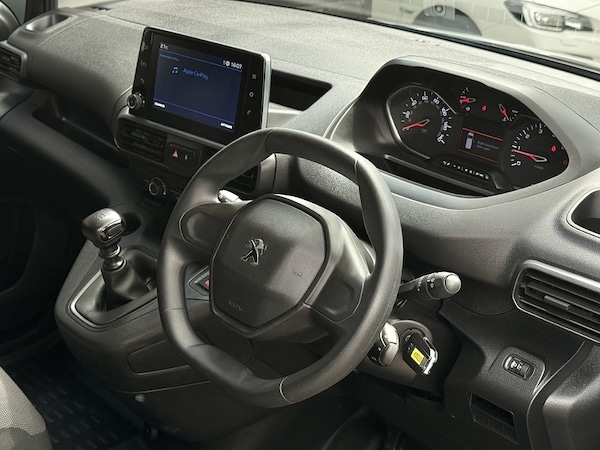 Used Peugeot Partner 2023 for sale - 75168789: Photo 6