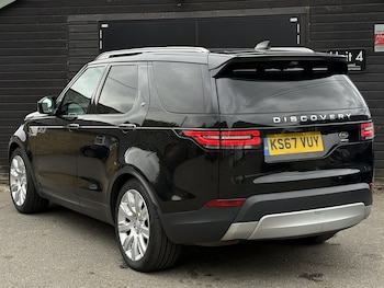Used Land Rover Discovery 2017 for sale - 76057096: Photo