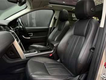 Used Land Rover Discovery Sport 2017 for sale - 74538115: Photo
