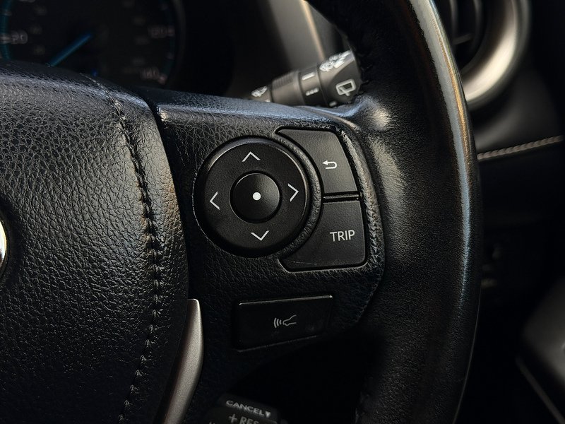 Used Toyota RAV4 2018 for sale - 76698958: Photo 19