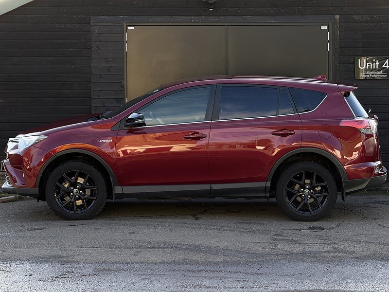 Used Toyota RAV4 2018 for sale - 76698958: Photo 2