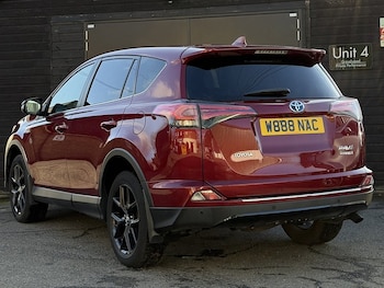 Used Toyota RAV4 2018 for sale - 76698958: Photo