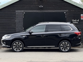 Used Mitsubishi Outlander 2017 for sale - 75316324: Photo