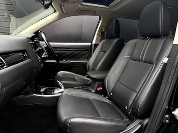 Used Mitsubishi Outlander 2017 for sale - 75316324: Photo