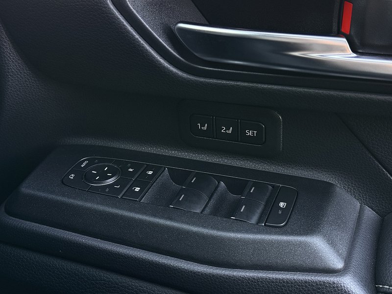 Used Toyota Land Cruiser 2024 for sale - 77003308: Photo 17