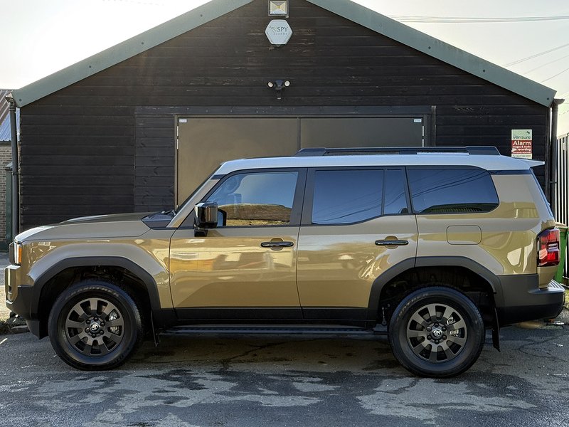 Used Toyota Land Cruiser 2024 for sale - 77003308: Photo 2