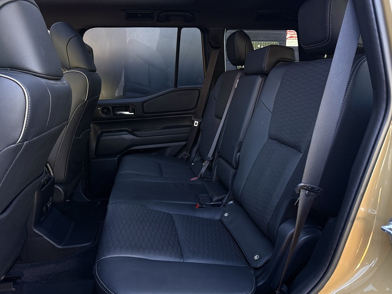 Used Toyota Land Cruiser 2024 for sale - 77003308: Photo 5