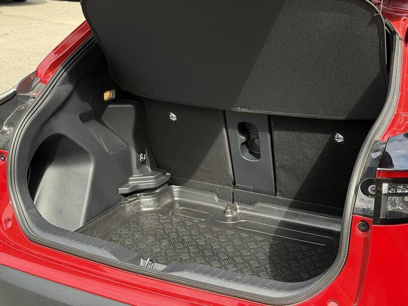 Used Toyota Yaris Cross 2022 for sale - 77014611: Photo 27