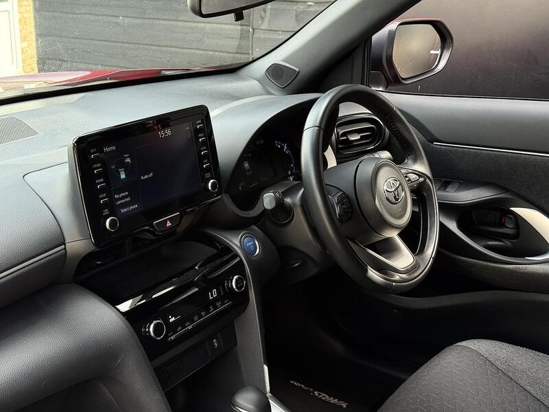 Used Toyota Yaris Cross 2022 for sale - 77014611: Photo 7