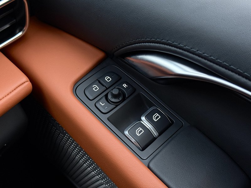 Used Lotus Emira 2024 for sale - 76919768: Photo 19