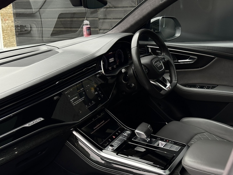 Used Audi Q8 2019 for sale - 76263781: Photo 15