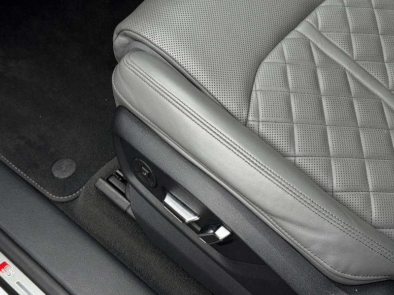 Used Audi Q8 2019 for sale - 76263781: Photo 18