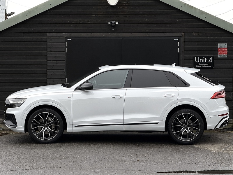 Used Audi Q8 2019 for sale - 76263781: Photo 2
