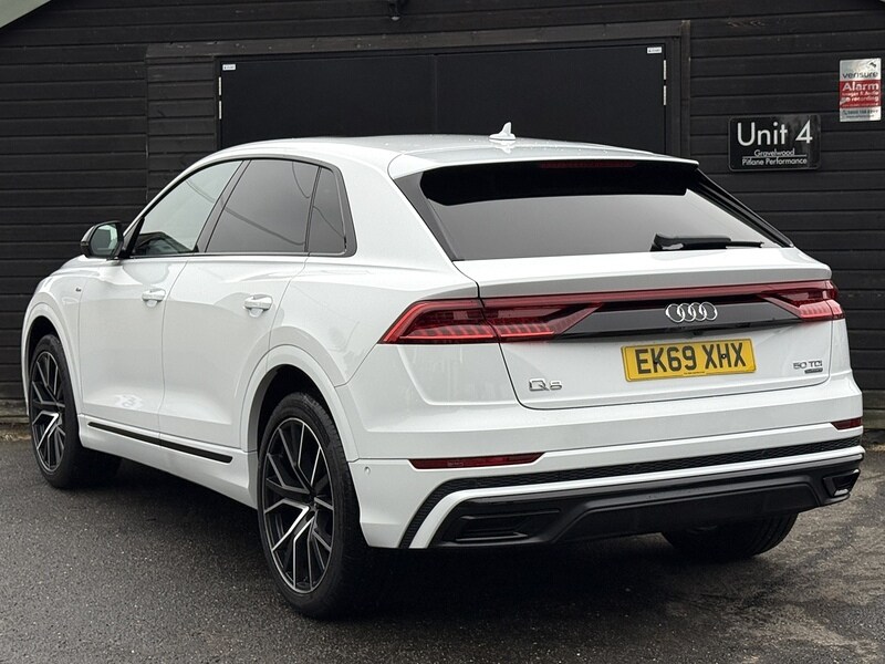 Used Audi Q8 2019 for sale - 76263781: Photo 3