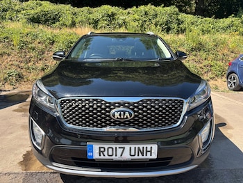 Used Kia Sorento 2017 for sale - 79491099: Photo
