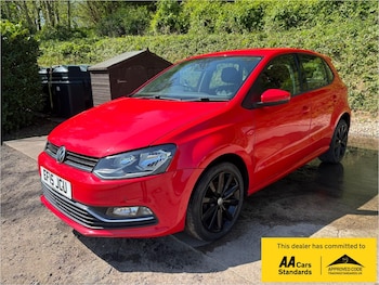 Used Volkswagen Polo 2015 for sale - 78813290: Photo