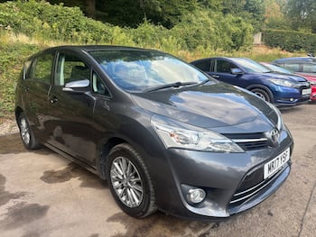 Used Toyota Verso 2017 for sale - 79640024: Photo