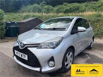 Used Toyota Yaris 2017 for sale - 79250165: Photo