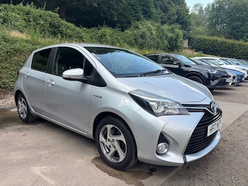 Used Toyota Yaris 2017 for sale - 79250165: Photo