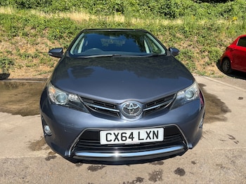 Used Toyota Auris 2014 for sale - 79393098: Photo