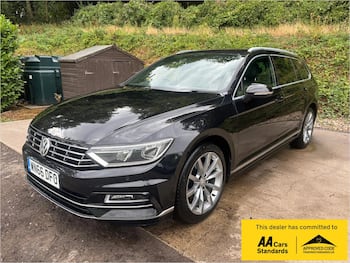 Used Volkswagen Passat 2016 for sale - 79635477: Photo
