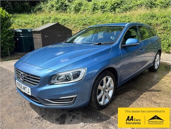 Used Volvo V60 2016 for sale - 79069415: Photo